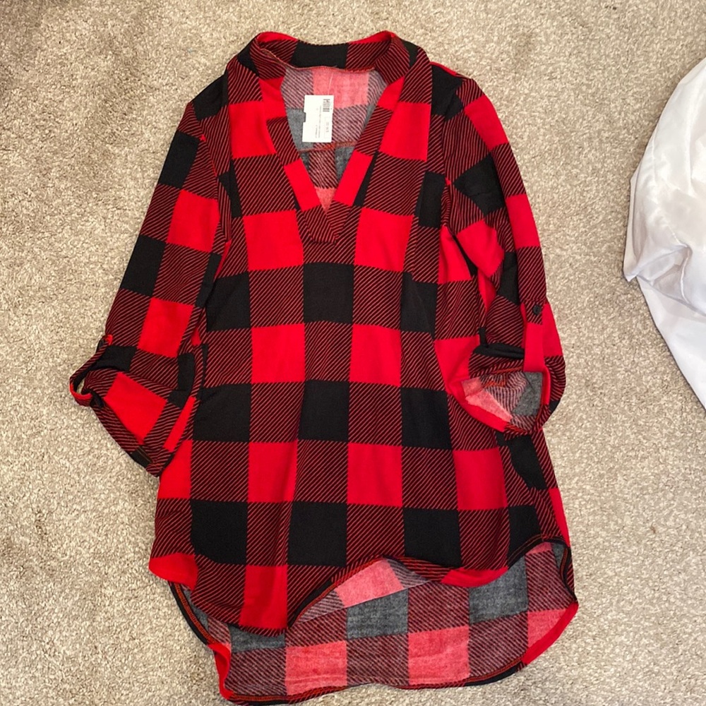 Long sleeve buffalo plaid top